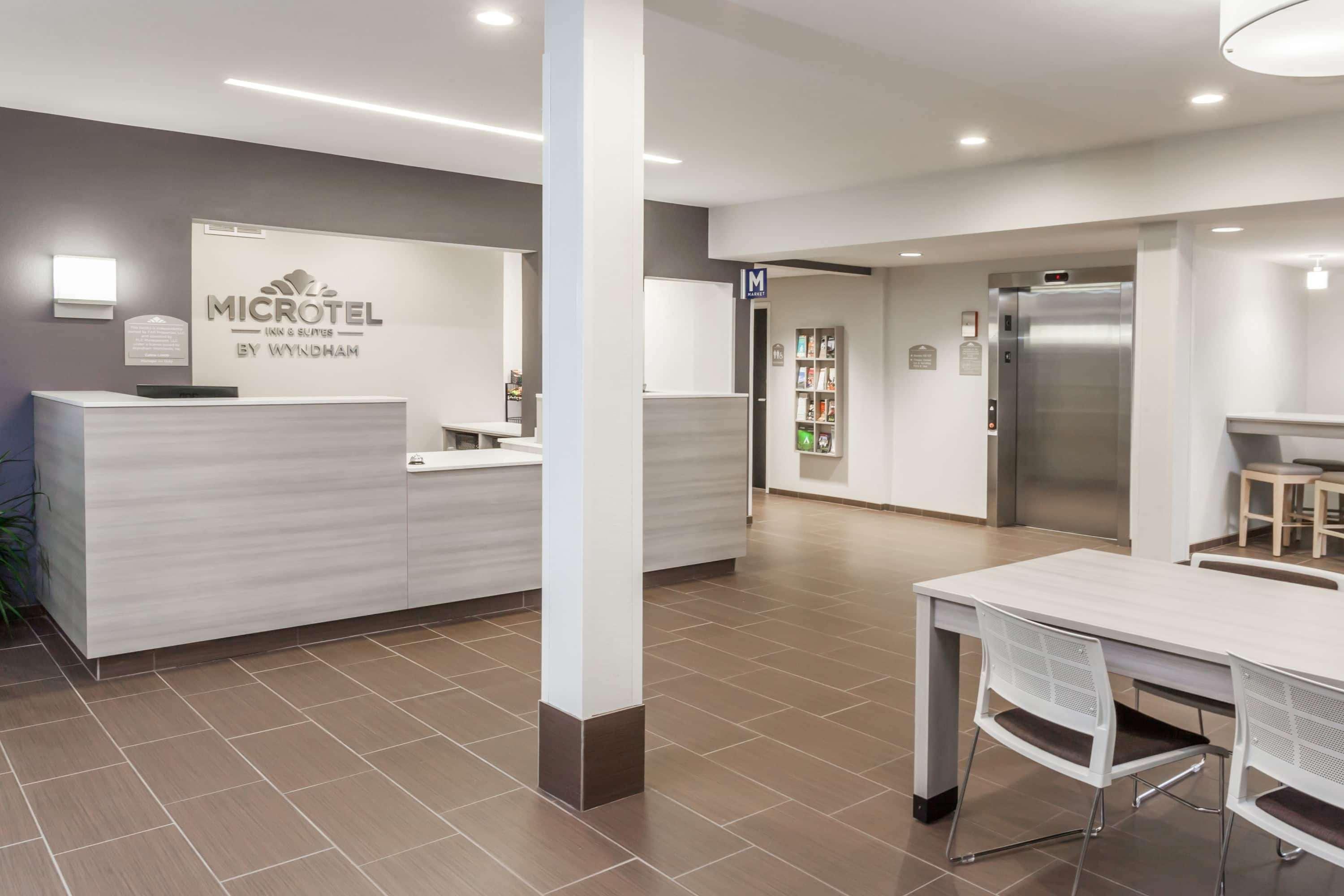 Microtel Inn & Suites By Wyndham West Fargo Near Medical Center Kültér fotó